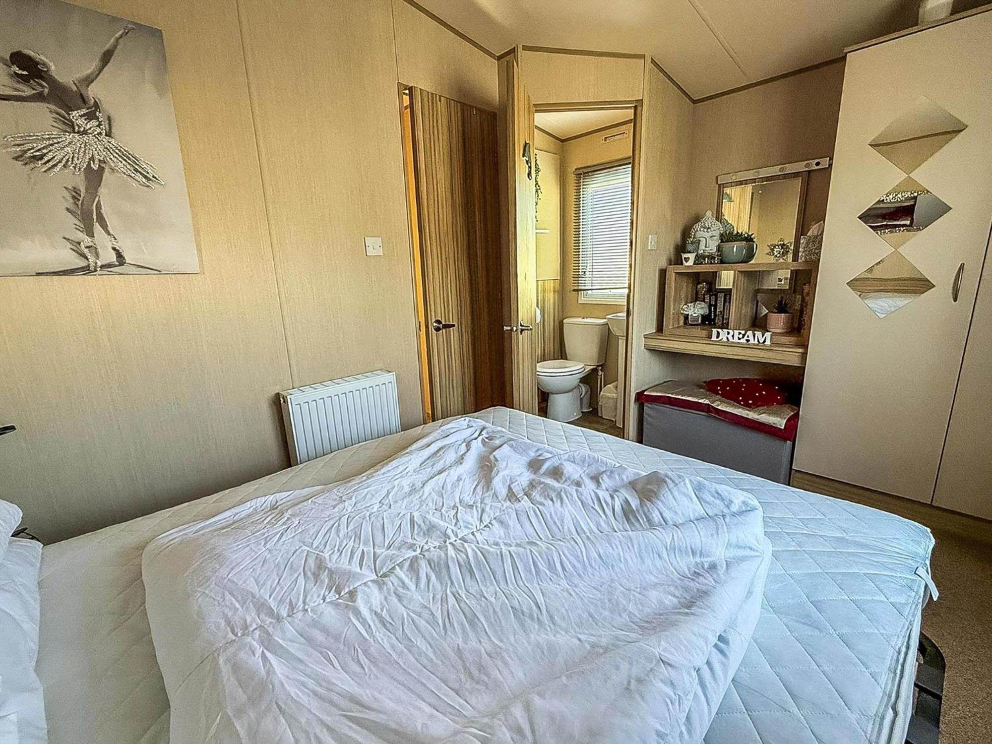 Lovely 6 Berth Caravan With Decking To The Side In Heacham Ref 21040E Zewnętrze zdjęcie